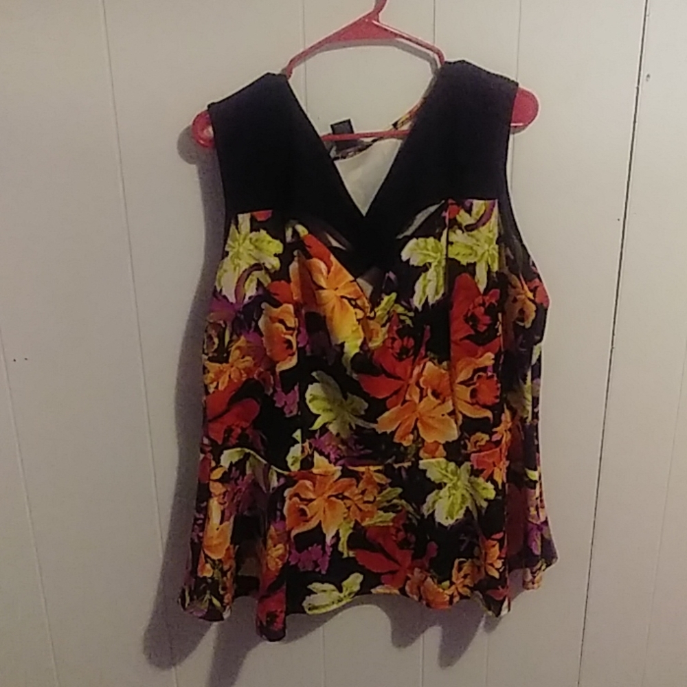 Lady's shirt